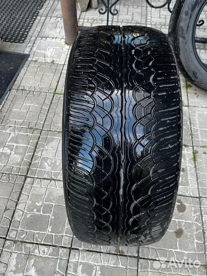 Yokohama Parada Spec-X 265/50 R20