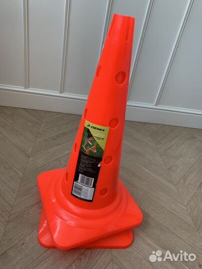 Конусы тренировочные Demix, 52 см 2 шт