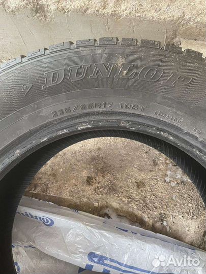 Dunlop Grandtrek Ice 02 235/65 R17