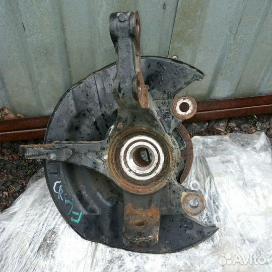 Кулак поворотный перед хонда cr-v re 2008г