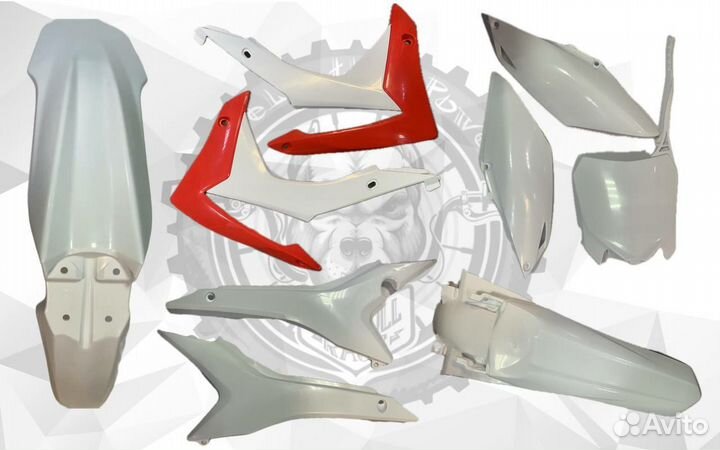 Пластик BSE Z серия / honda CRF250R красный 049902