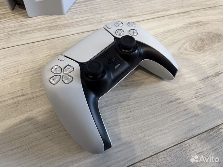 Sony PlayStation 5 с дисководом