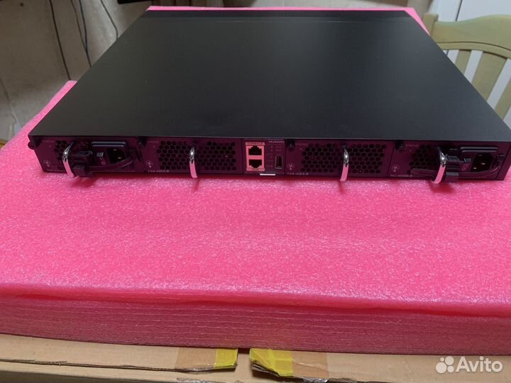 Свитч Huawei CE6855-48S6Q-HI