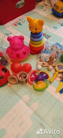 Развивающие игрушки пакетом