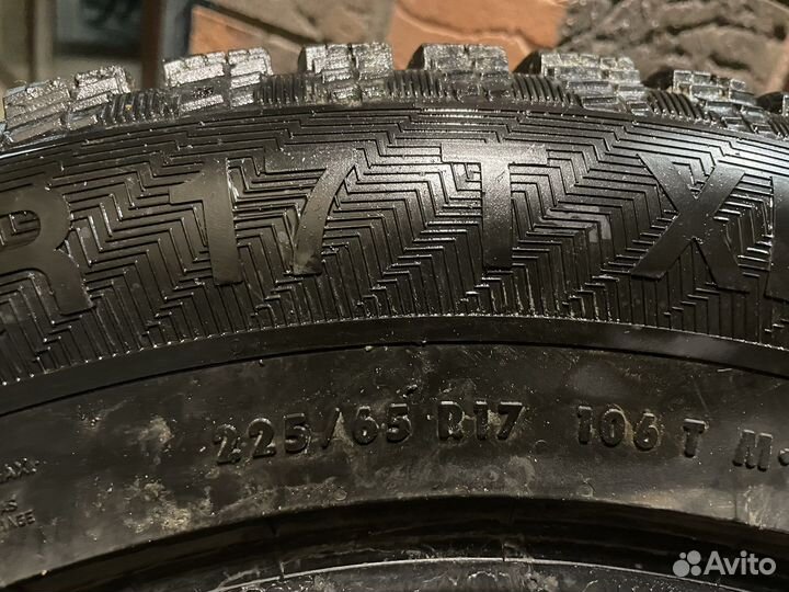 Gislaved Nord Frost 200 SUV 225/65 R17