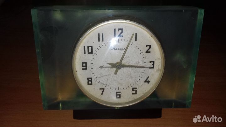 Настольные часы молния СССР