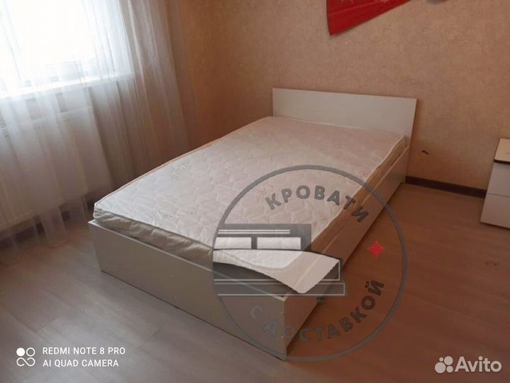 Кровать