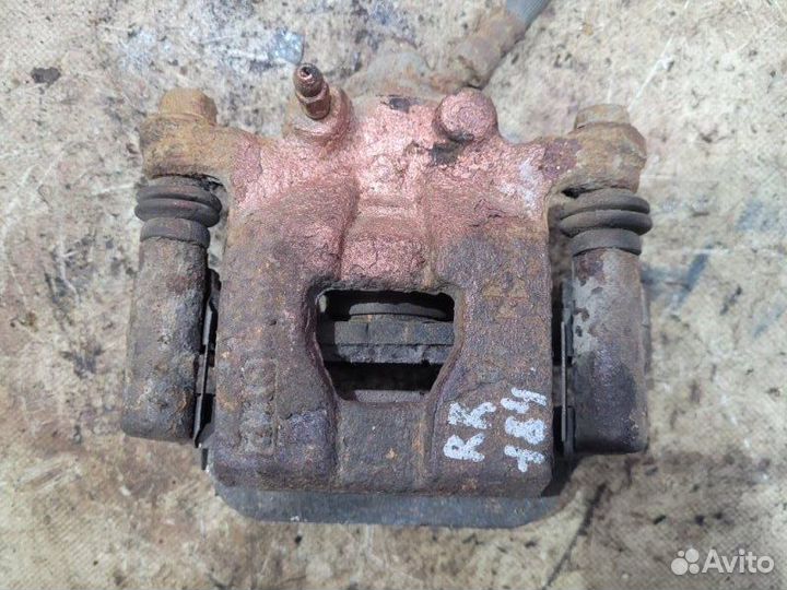 Суппорт задний правый Nissan Teana J31 VQ23DE 2006