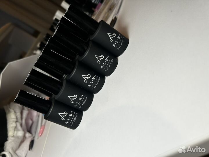 Гель лак для ногтей