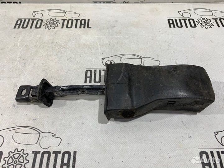 Ограничитель двери передний левый Volkswagen Polo