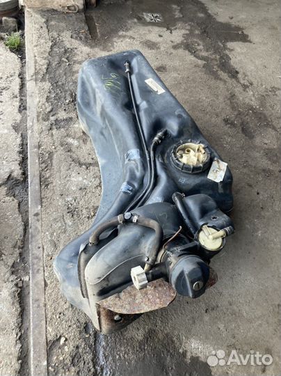 Топливный бак audi 80 b4 2.3