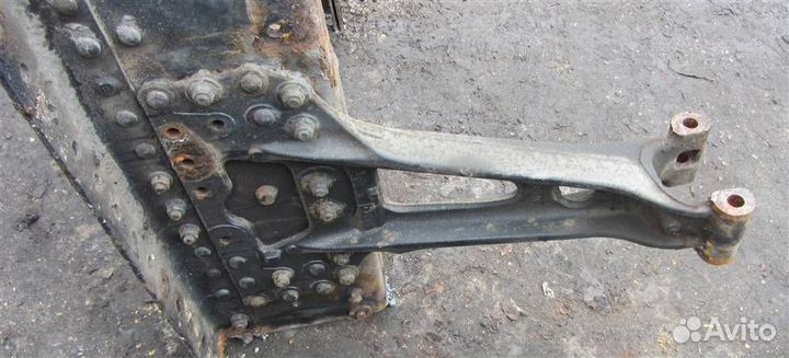 Траверса рамы поперечная MAN TGX