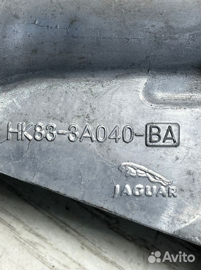 Кронштейн двигателя Jaguar F-Pace X761 2.0 AJ