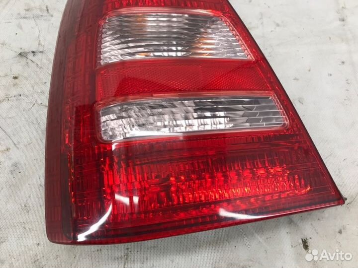 Стоп-сигнал левый Subaru Forester SG5 EJ205 2003