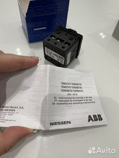 Терморегулятор abb nie 8140.5