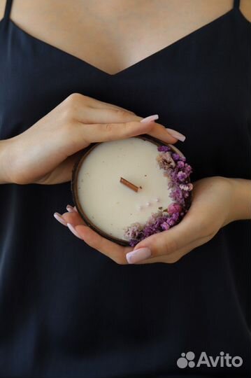 Ароматическая свеча в кокосе 80 мл