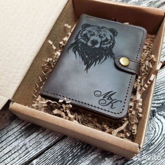 Портмоне из натуральной кожи с гравировкой