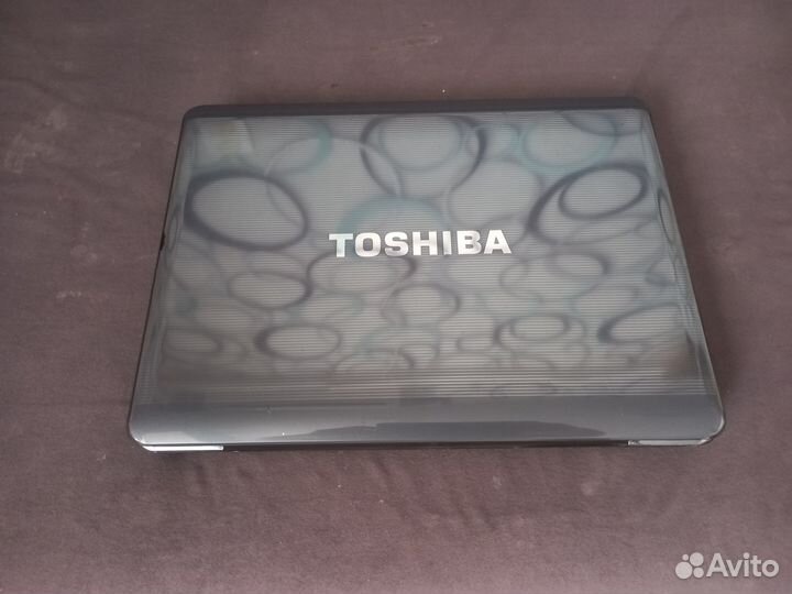 Ноутбук toshiba