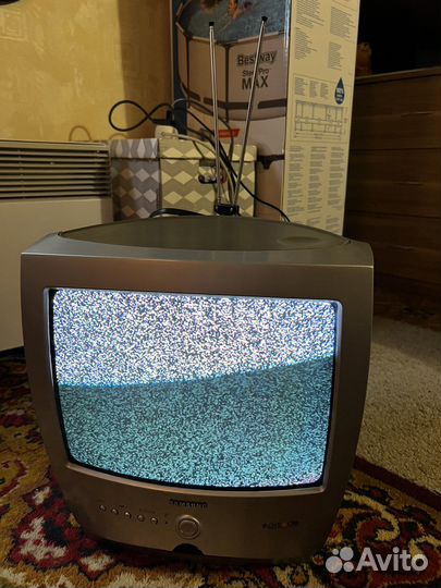 Телевизор samsung