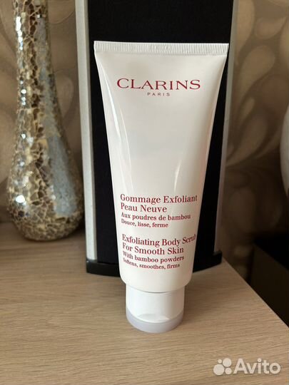 Отшелушивающий крем для тела Clarins