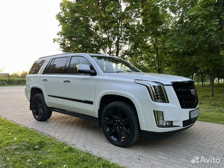 Cadillac Escalade 6.2 AT, 2016, 127 500 км