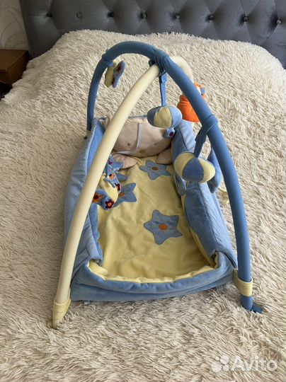 Развивающий коврик для новорожденных