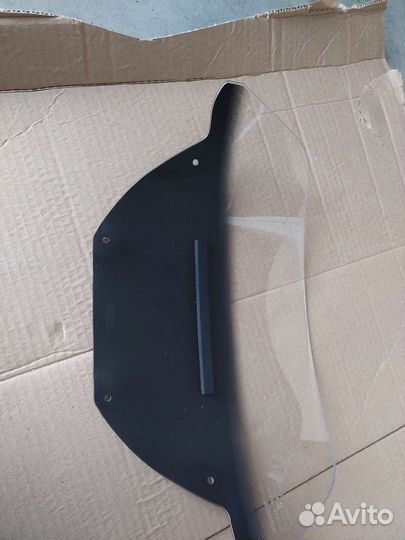 Стекло оригинальное Honda CTX 700