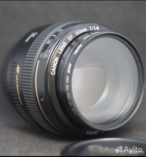 Объектив Canon EF 50mm f/1.4 USM
