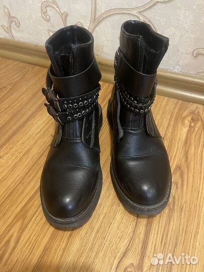 Ботинки осенние