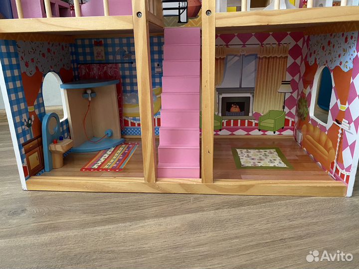 Кукольный домик