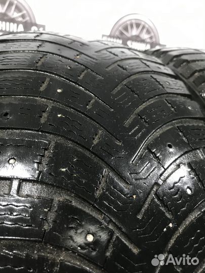 Michelin X-Ice North 3 215/65 R16
