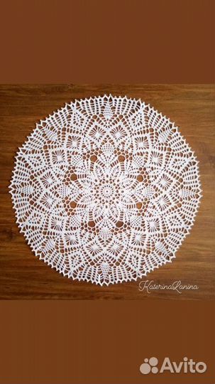 Салфетка ажурная вязаная