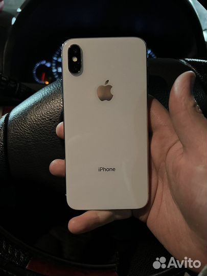 iPhone X, 64 ГБ