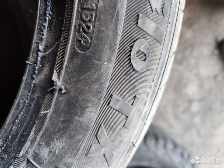 Tracmax X-Privilo TX5 205/50 R16