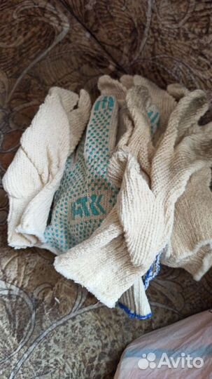 Отдам. Перчатки