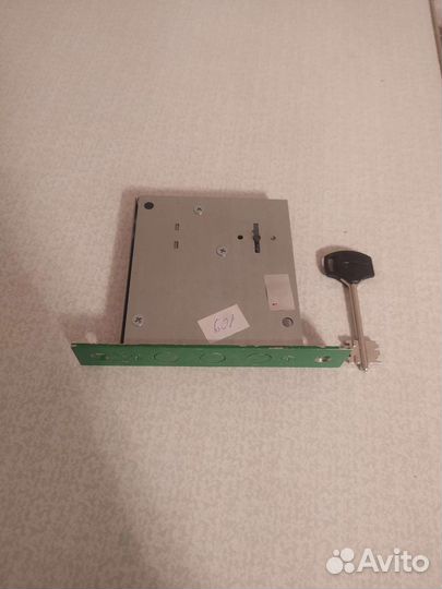 Замок с ключом