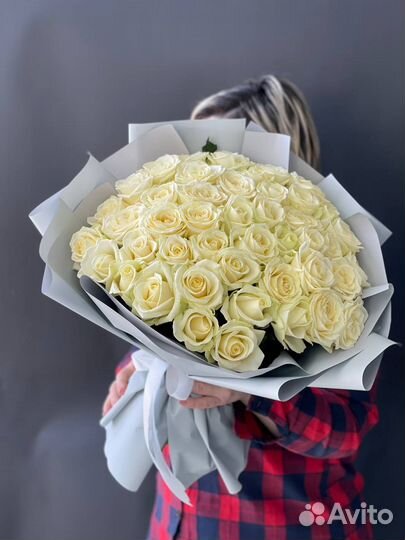 Букет из белых роз