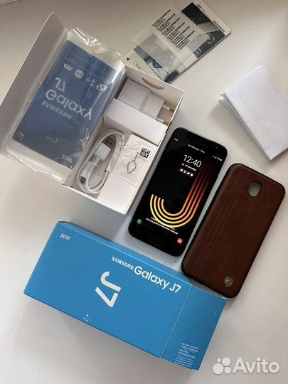 Samsung Galaxy J7 (2017), 3/16 ГБ