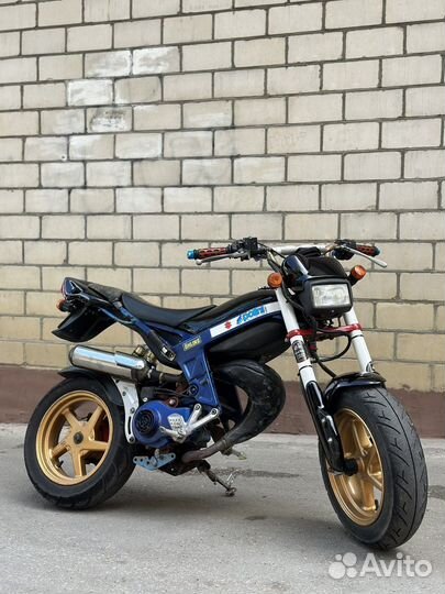 Продам Suzuki street magic
