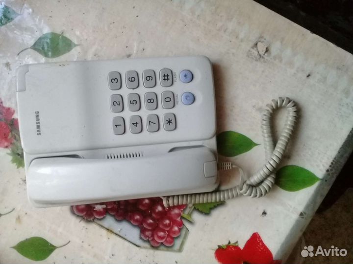 Стационарный телефон Samsung