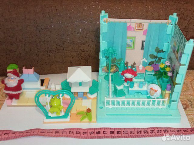 Пакет игрушек и вещей