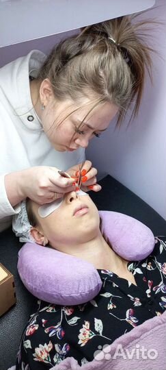 Обучение наращиванию ресниц