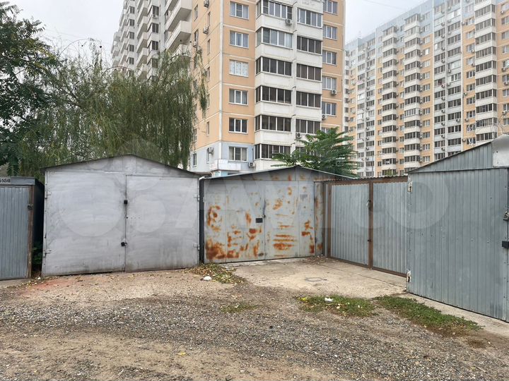 Гараж, 18 м²