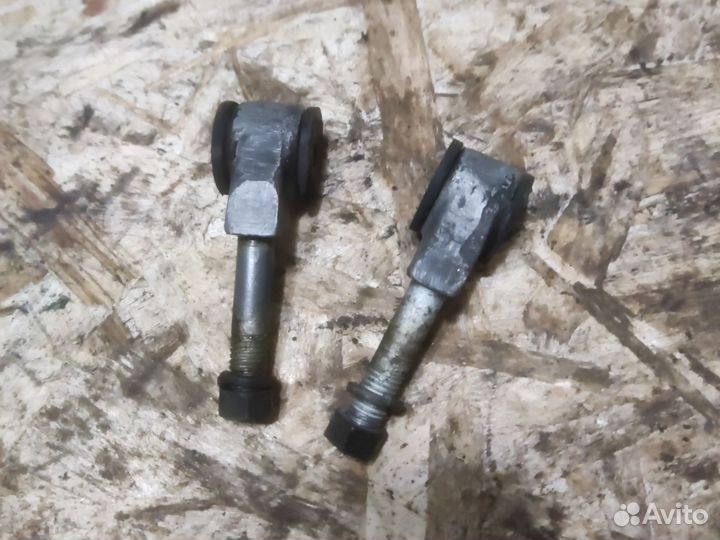 Крепления панели приборов Иж 4/5