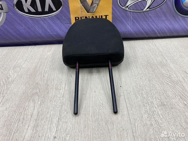 Подголовник renault logan Лев