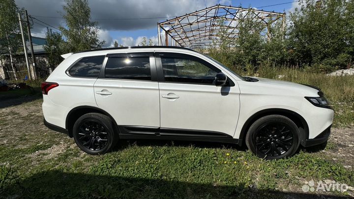 Mitsubishi Outlander 2.0 CVT, 2020, 77 179 км