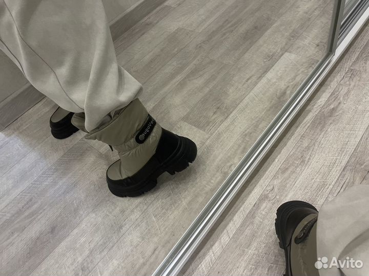 Ботинки зимние женские