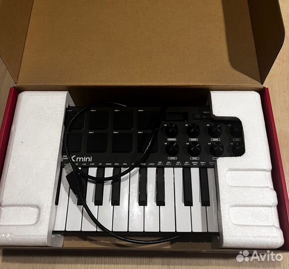 Midi-клавиатура akai Professional MPK mini mk3