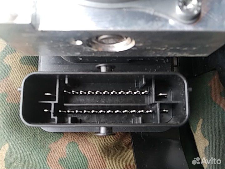 Блок ABS Mitsubishi Outlander 3 2.0 AT 2wd