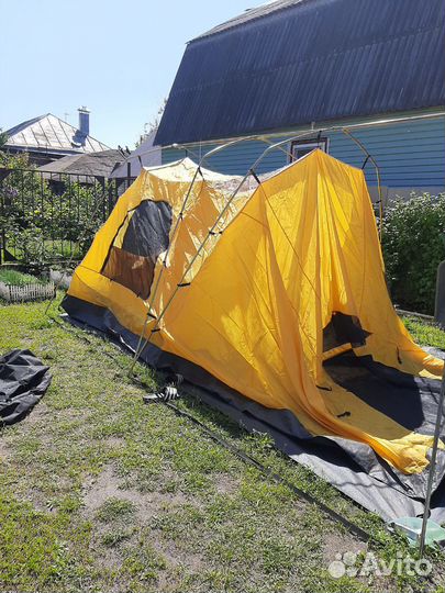 Палатка туристическая 4 местная бу